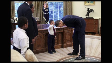 THE WAY I SEE IT Documentary movie Clip - Touching Obamas Hair