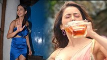 Rhea Chakraborty के Drugs angle में Rakul का नाम आने से पहले शराब के नशे का भी लगा आरोप | FilmiBeat