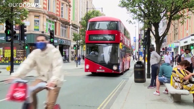 Europa se repliega ante el avance de la COVID-19 e impone más restricciones