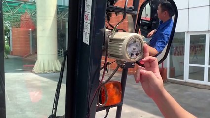 Siêu phẩm xe nâng Toyota 8 tấn chạy dầu 5FD80- Giải pháp cho công nghiệp nặng