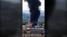 Estabilizado el incendio en una nave industrial de Sant Feliu de Llobregat
