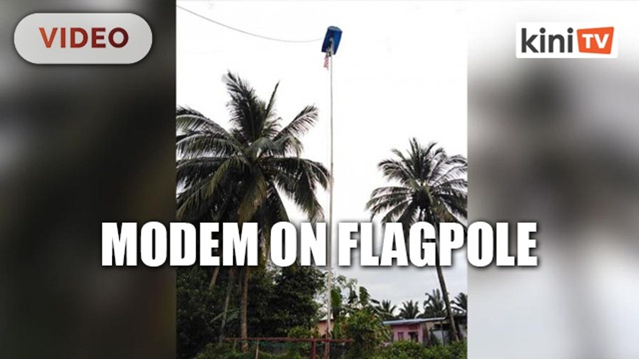 Residents of Kedah plantation use flagpoles to get online