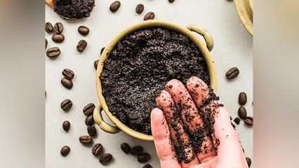 घर पर बना रहे हैं स्क्रब तो भूलकर भी ना मिलाएं ये 3 चीजें | Make Scrub at home | Boldsky