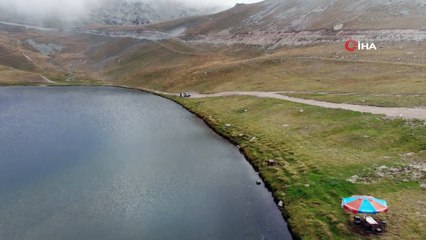 2 bin 740 rakımda bulunan Aygır Gölü’nü de kirletmeyi başardık