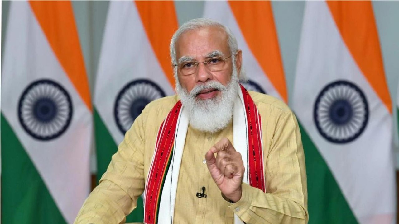PM talks about development of rail projects in Bihar
