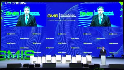 Aux Émirats et en Tunisie, l'industrie manufacturière tente de s'adapter à la pandémie