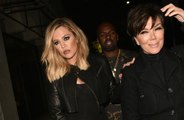 Khloé Kardashian se disfraza de Kris Jenner para gastarle una monumental broma