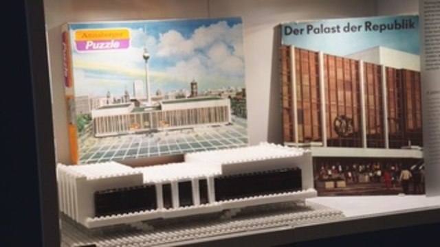 30 años del cierre del Palast der Republik , espejo de la Alemania comunista