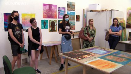 Kukkantás a kortárs művészek kulisszái mögé a Műtárgyak Éjszakáján