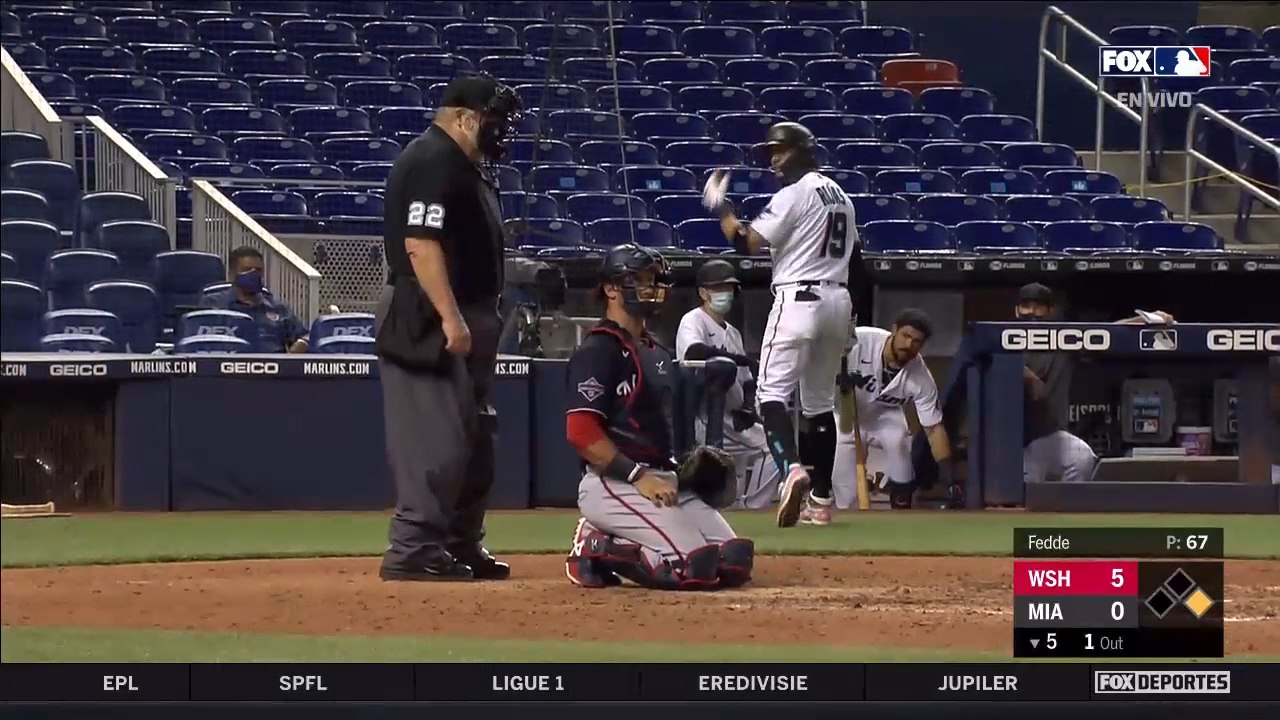 Miguel Rojas se salvó que lo mandaran a las duchas: EXCLUSIVO MLB en FD