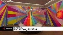 شاهد: فنانة روسية تخلق واقعا موازيا من مادة اللاتكس
