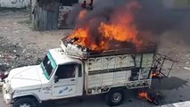 कानपुर: गाड़ी में अचानक भीषण आग लगने से हड़कंप मचा