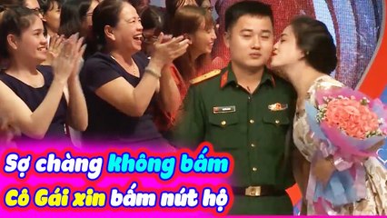 Cô Gái Chủ Động Xin Bấm Nút Hộ Chàng Thiếu Úy Nhút Nhát Khiến Cả Trường Quay Vỗ Tay Chúc Mừng | BMHH