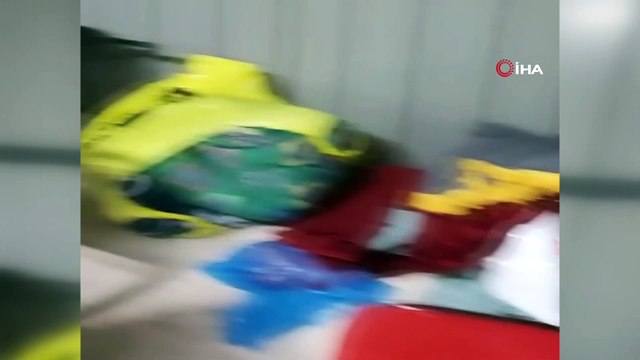 Koronaya aldırış etmeden portatif çadır kurup kumar oynadılar