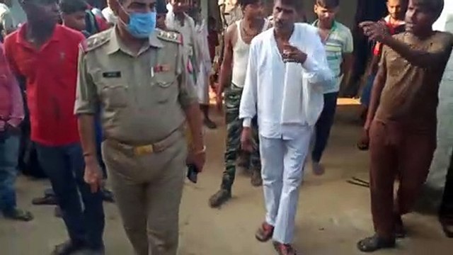 लाखों की नकदी सहित लाखों के जेवरात चोरी
