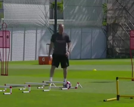 Manchester City - Guardiola annonce le retour d'Agüero d'ici un à deux mois