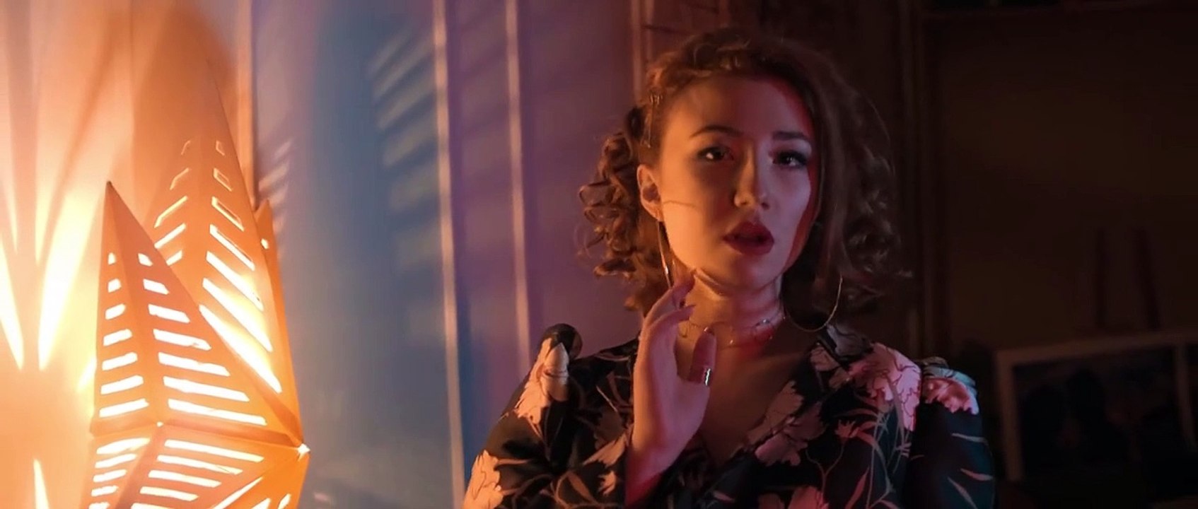 IARINA - Free (Official Video) [w9p4x9elegk]