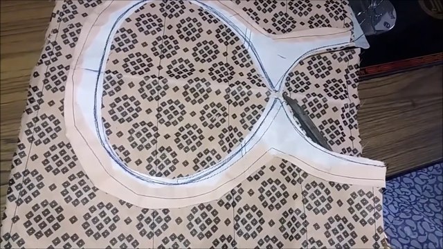 Boat neck blouse design cutting and stitching back neck||blouse design