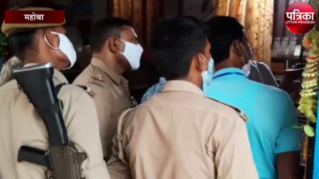 ज्वेलर्स की दुकान में हुई टप्पेबाजी की घटना सीसीटीवी कैमरे में कैद