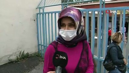 KPSSye giren adaylar sırada, yakınları dışarıda ter döktü