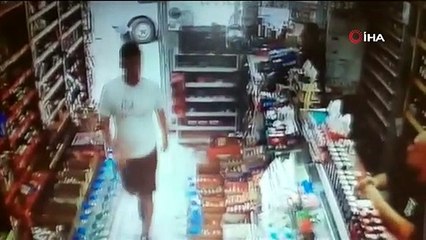 Tekel bayiinde uyuşturucu satışı güvenlik kamerasında