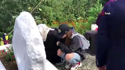 Neslican Tay mezarı başında anıldı