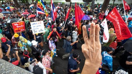 Massive demonstrations grip Thailand | Inside Story