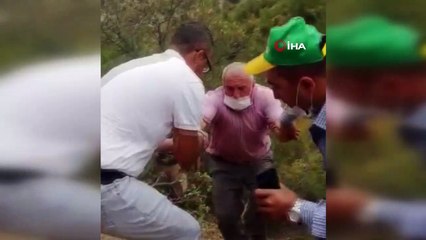 Dereye düşen tosun 3 saatlik çalışma ile kurtarıldı