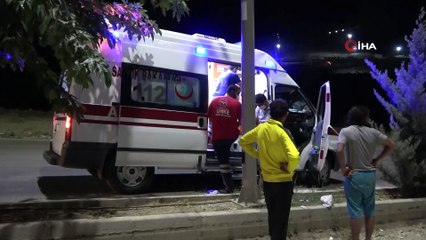 Refüje çarpan otomobil takla attı, sürücü yaralı kurtuldu