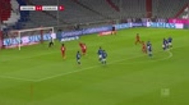 Gnabry scores hat-trick as Bayern thrash Schalke