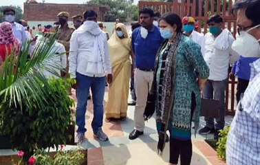 पार्क का निरीक्षण करने पहुंची जिलाधिकारी