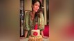 Kareena Kapoor Khan ने अपने बर्थ डे पर पहनी ड्रेस की कीमत जान कर उड़ जाएंगे आपके होश | Boldsky