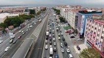 Yüz yüze eğitimin ilk gününde trafik yoğunluğu oluştu