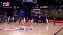 Après son buzzer beater, Anthony Davis envoie son coéquipier Talen Horton-Tucker au sol