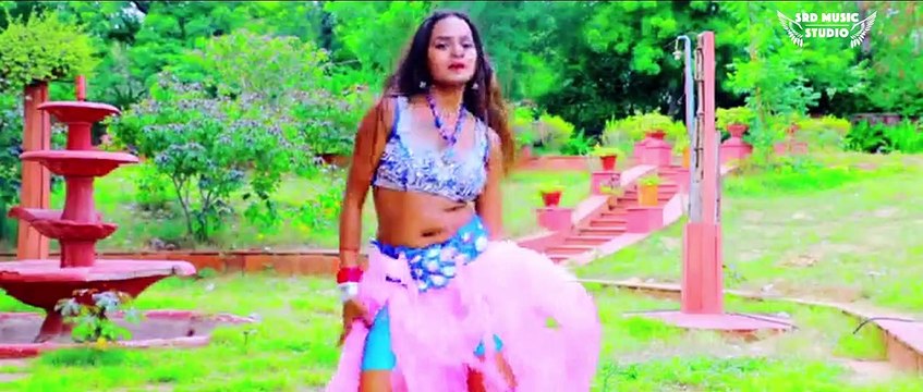 #रंजीत सिंह भी खुश है इस लड़की का डांस देखकर , बोले वाह क्या डांस है , दरद करे कमरिया #VIDEO SONG