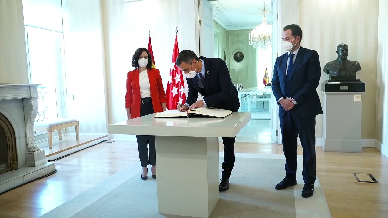 Pedro Sánchez e Isabel Díaz Ayuso, reunidos en la Real Casa de Correos