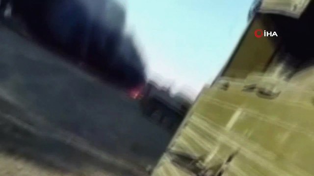 - Rusya'da askeri tatbikat sırasında zırhlı kamyon alev aldı