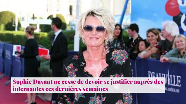 Affaire Conclue : Sophie Davant répond aux critiques sur les rediffusions