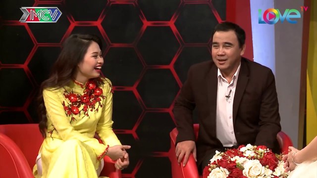 Hài hước MC Quyền Linh đòi làm mối cho khách mời trong Mẹ chồng nàng dâu