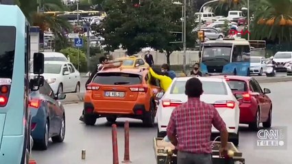 Trafikte bahşiş terörü | Video