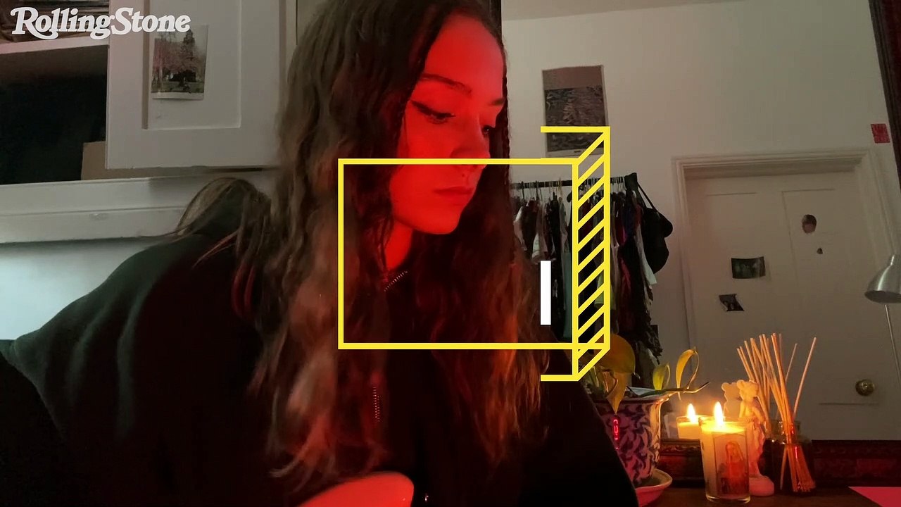 Holly Humberstone | In My Room Performance