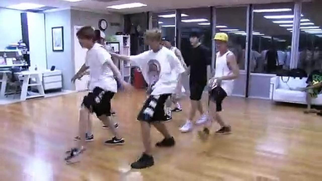 BTS' Summer out of the country in 2014