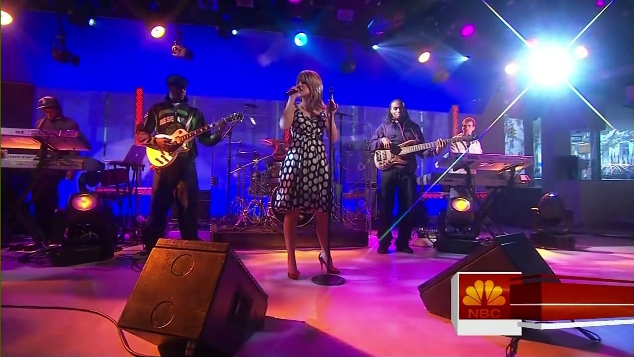 JoJo - Too Little, Too Late (Live @ NBC Today Show) (2006/10/17) [720p HD]