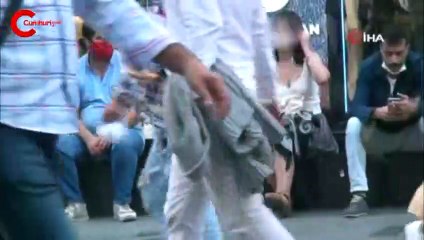 Taksim’de genç kadını takip eden kişi kamerada