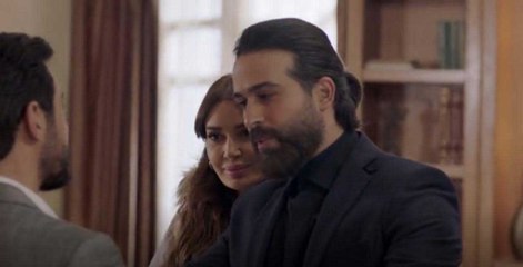 سيرين عبد النور تحرج معجبا أهانها بتعليق يخص مشهد القبلة بمسلسل دانتيل