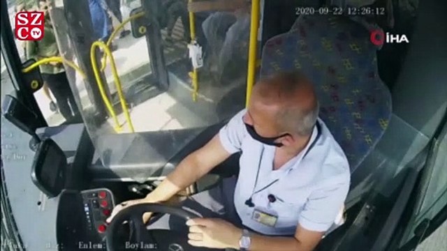 Maskesiz yolcu ile şoför kavgasında kan aktı...O anlar kamerada