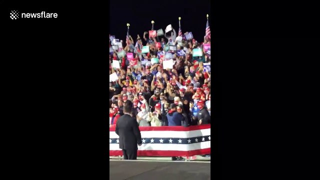 This is the moment President Trump dances to The Village People hit 'YMCA' at Ohio rally