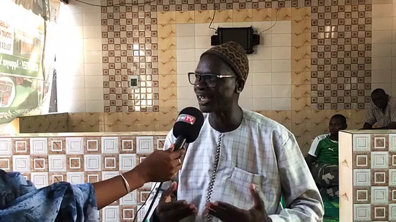 Le chef de Village de Diouroub ( Fatick ) rencontre la caravane de Leral TV