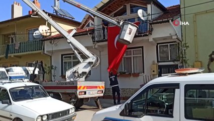 Trafik kazasında şehit olan polisin ailesine acı haber ulaştı
