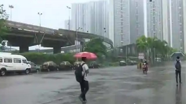 Heavy rains lash several parts of Mumbai